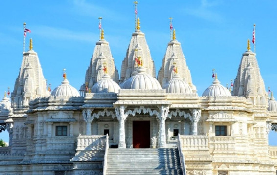 Indian demands prompt action against vandalization of temple in Toronto