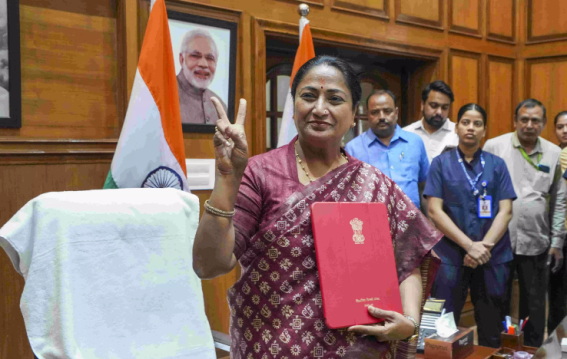 Delhi CM Rekha Gupta Presents Rs 1 Lakh Crore Budget for 2025-26