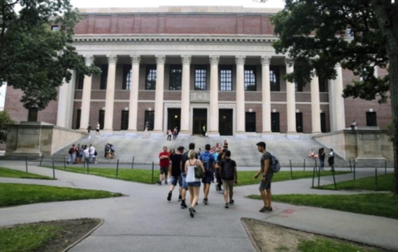 Trump Administration’s Crackdown on International Students Sparks Outrage in U.S. Colleges