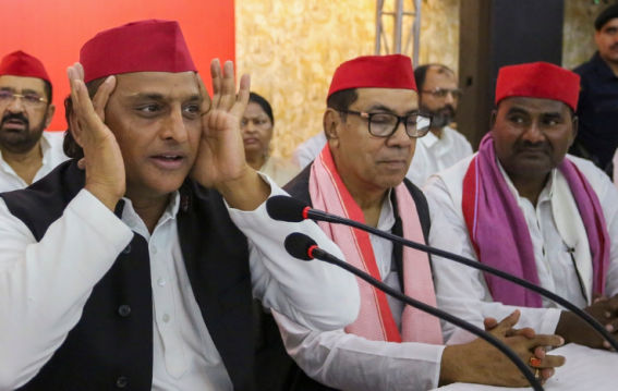 Akhilesh Yadav Alleges BJP Politicised MahaKumbh 2025, Questions Event Mismanagement