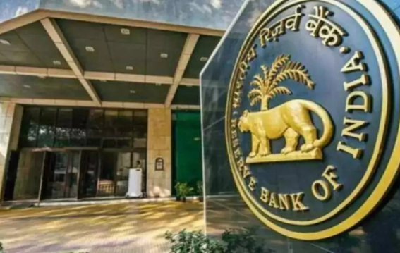 RBI Cancels Licenses of 6 NBFCs in Regulatory Crackdown