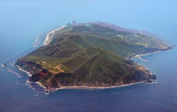 More than 900 earthquakes on Takara Islands in Japan,