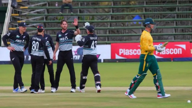Tim Seifert shines as New Zealand