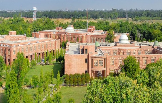 IIM Lucknow Launches PGPWE MBA
