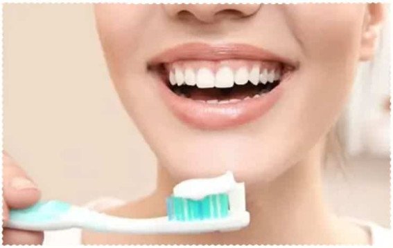Brush Smart Daily Protect Teeth