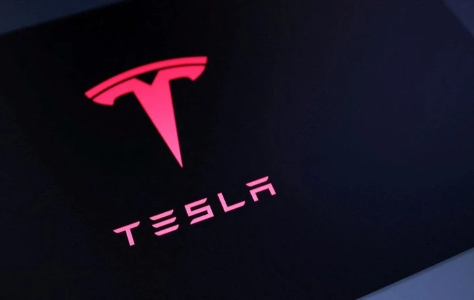 Elon Musk Says Tesla’s Future Lies Beyond Traditional Car Production