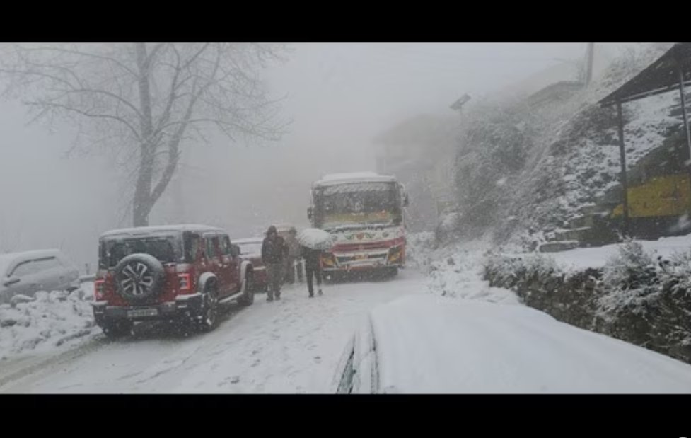 Heavy Rain, Snow Lash Himachal As Weather System Activates