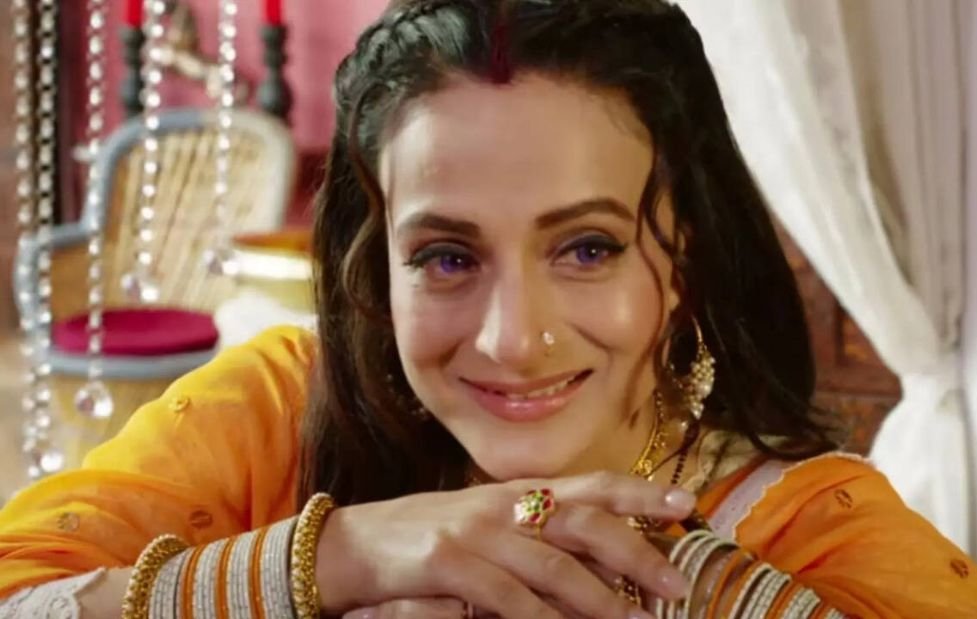 Ameesha Patel Faces Legal Trouble Despite Settlement Claim