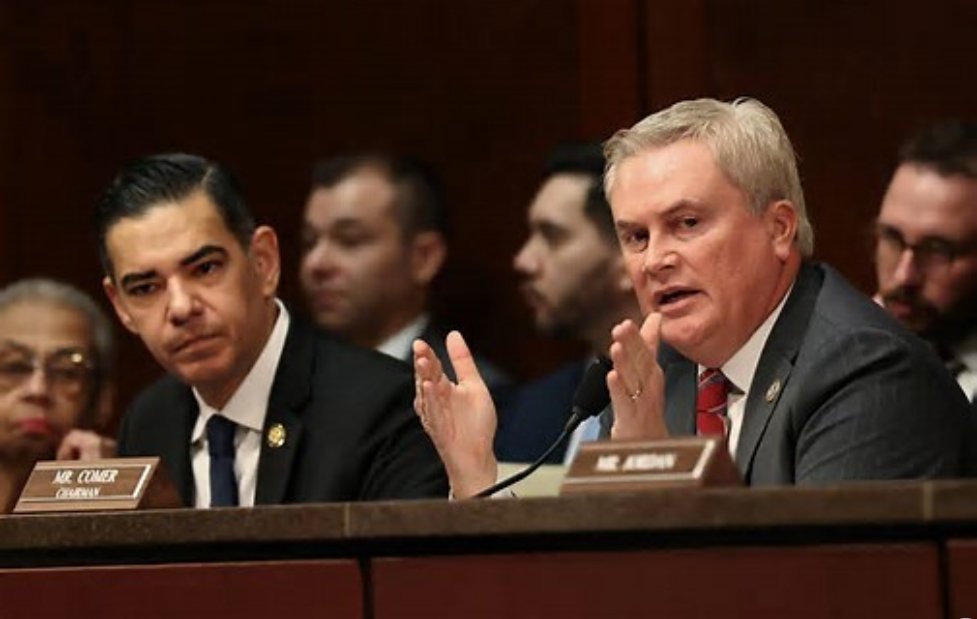 Bill and Hillary Clinton to Testify in Jeffrey Epstein Investigation