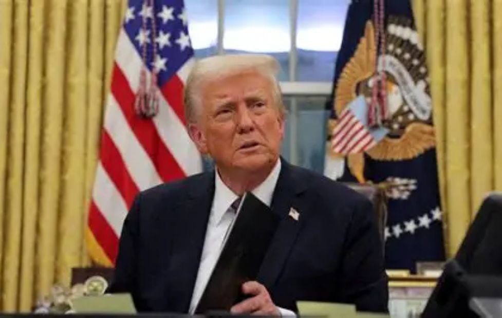 Trump’s Tariff Move Jolts India Days After Trade Deal — Bangladesh Gets Zero Duty, India Faces 18%