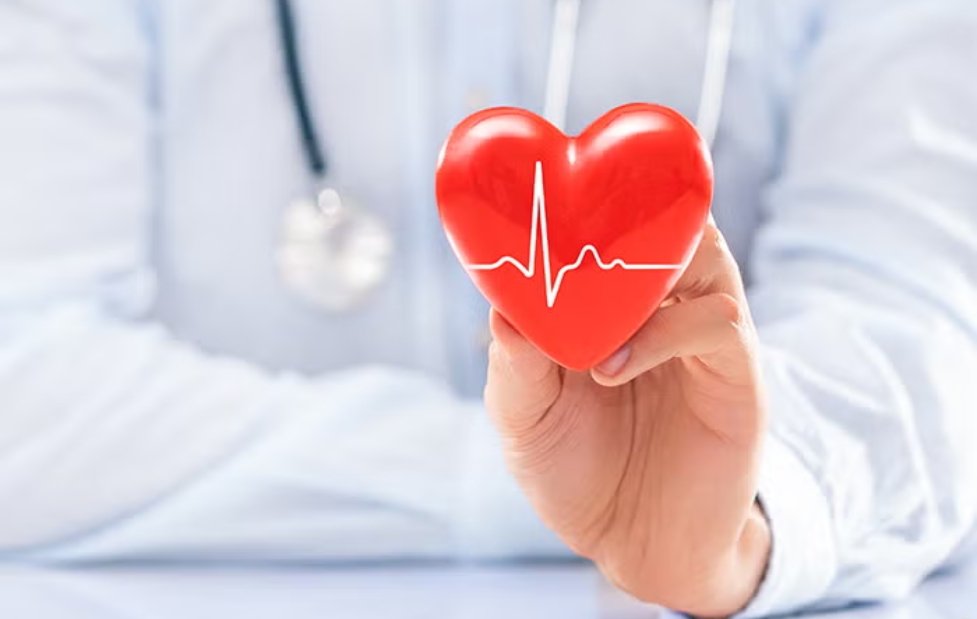 Cardiologist Warns: 40% of Heart Attack Patients Show Atypical Symptoms Here’s How to Spot Them Early