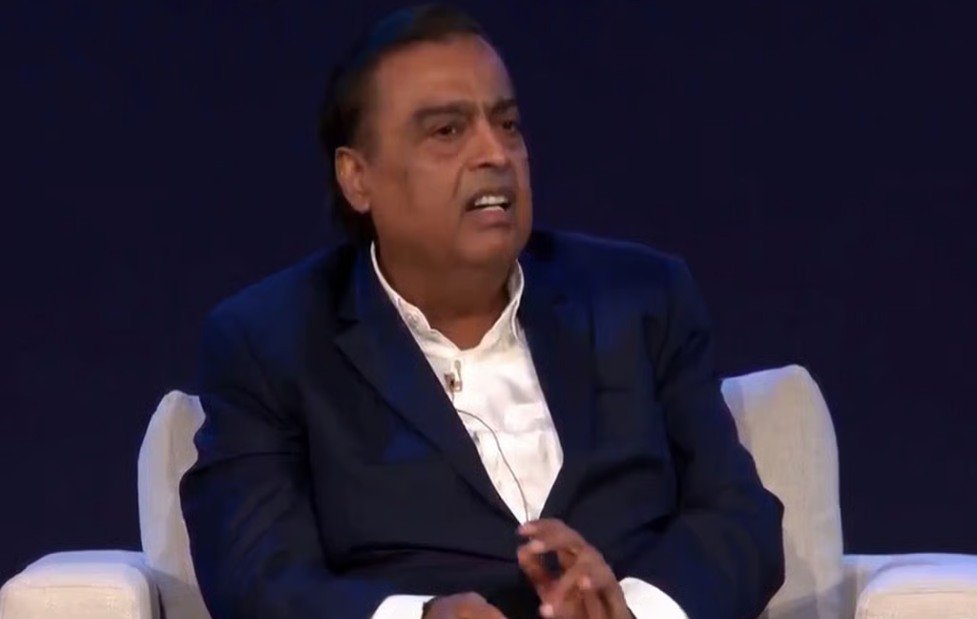 India Sets Ambitious Goal to Slash Energy Imports