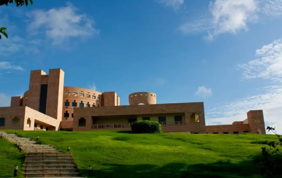 IIM Ahmedabad Expands Educational Method with New Dubai Campus