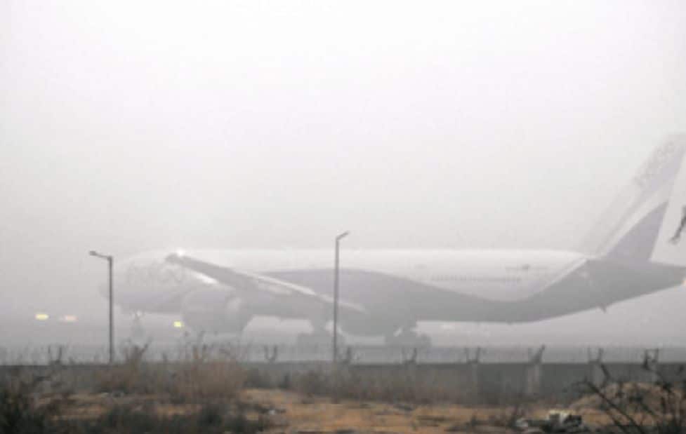 Delhi Smog Choke: Airport Alerts Passengers as Flights Loom Uncertain