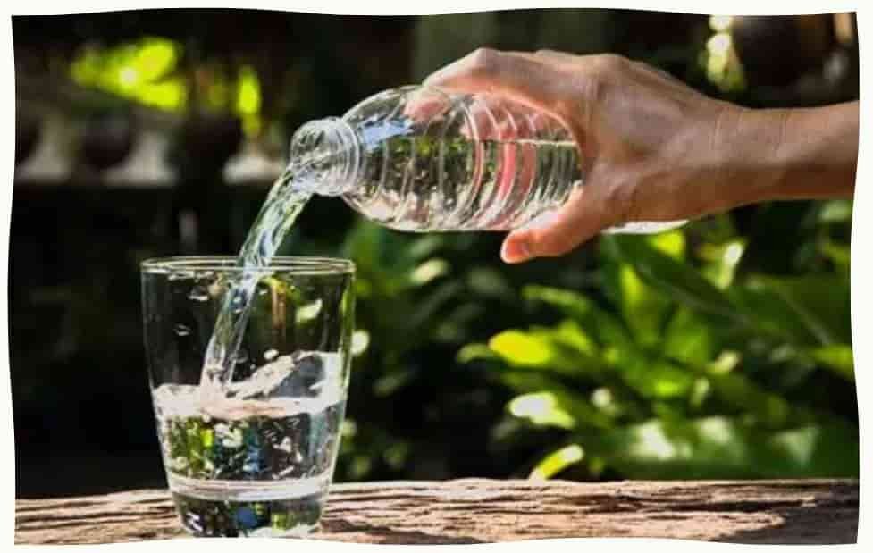 Water Power Hydrate to Protect Your Kidneys and Control Uric Acid