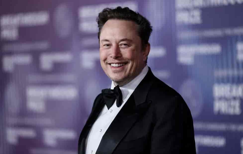 Grimes Claims Elon Musk Blocked Her on X Amid Co-Parenting