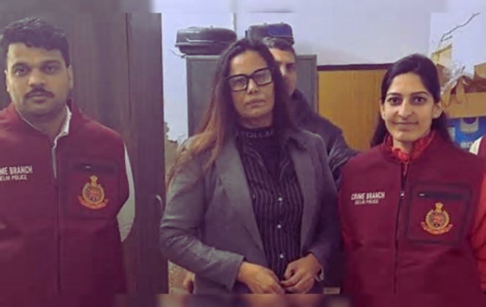 Woman Arrested in Delhi With Fake Diplomatic Car Plates