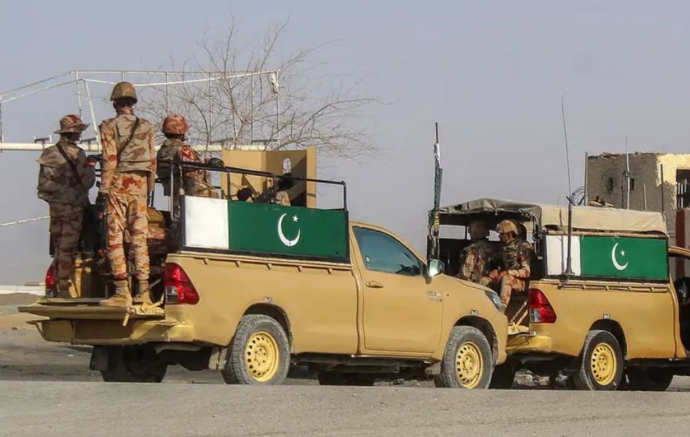 Deadly Turn Pakistan And Afghanistan Locked In Open War