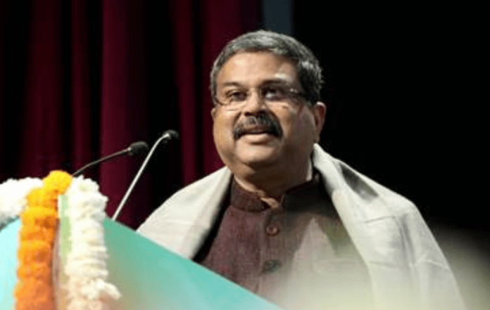 Union Minister Dharmendra Pradhan Inaugurates 100 Cube Start-up Conclave at IIT Bhubaneswar
