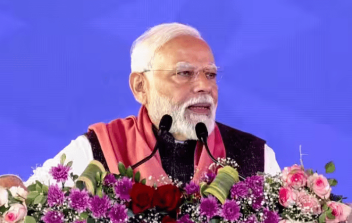 PM Inaugurates and Lays Foundation for Projects Worth Over Rs 1,06,000 Crores in Ahmedabad, Gujarat