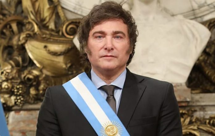 Argentina's President Unveils Plan to Terminate 70,000 Government Jobs