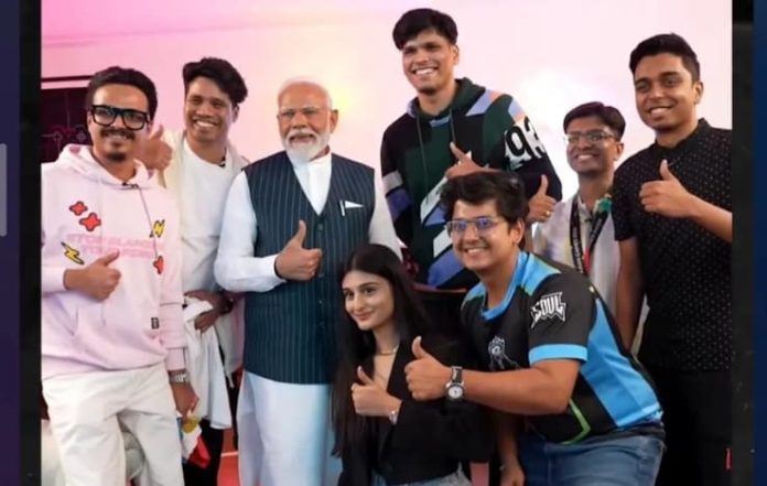 PM Modi Engages with Top Gamers, Explores Gaming Industry